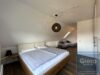 Traumhafte 3-Zimmer-Dachgeschosswohnung mit Balkon - Schlafzimmer