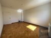 Schöne 2 Zimmer Wohnung mit Balkon - Zimmer 2