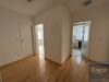3 Zimmer Wohnung mit Loggia in der Innenstadt - Flur