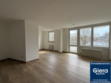 Große 1 Zimmer Wohnung mit Balkon, 95444 Bayreuth, Wohnung