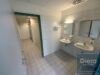 Moderne Hallenflächen für Entwicklung und Produktion - WC-Anlagen